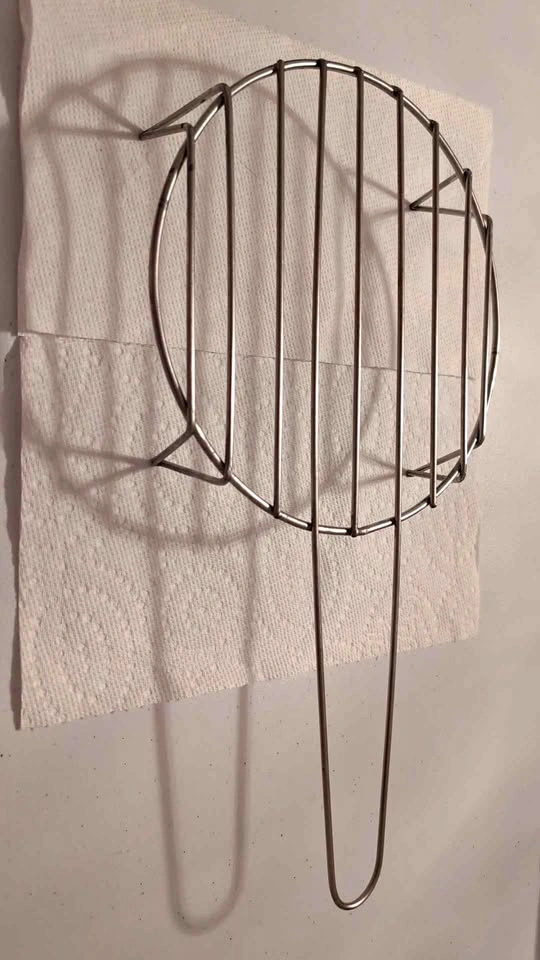 Steel wire barbecue grill