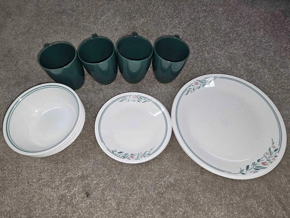 Corelle Rosemary Dinner Set