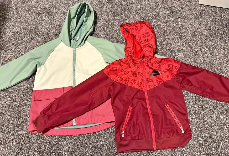 Kid’s rain coat & jacket