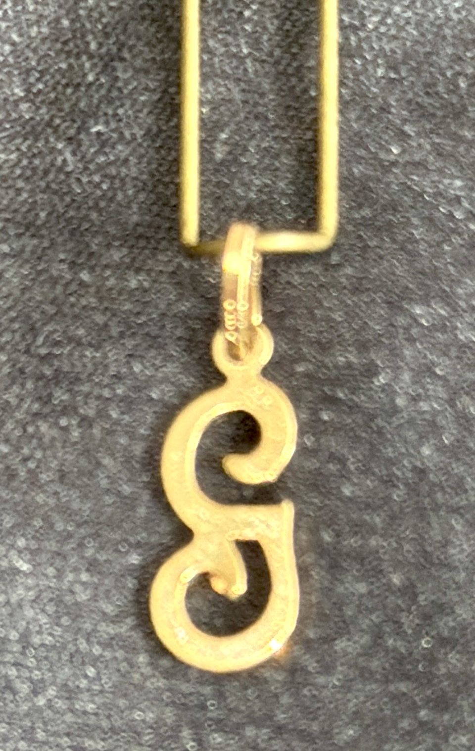 14K Yellow Gold Initial Letter G Pendant (Lower Case) Cursive