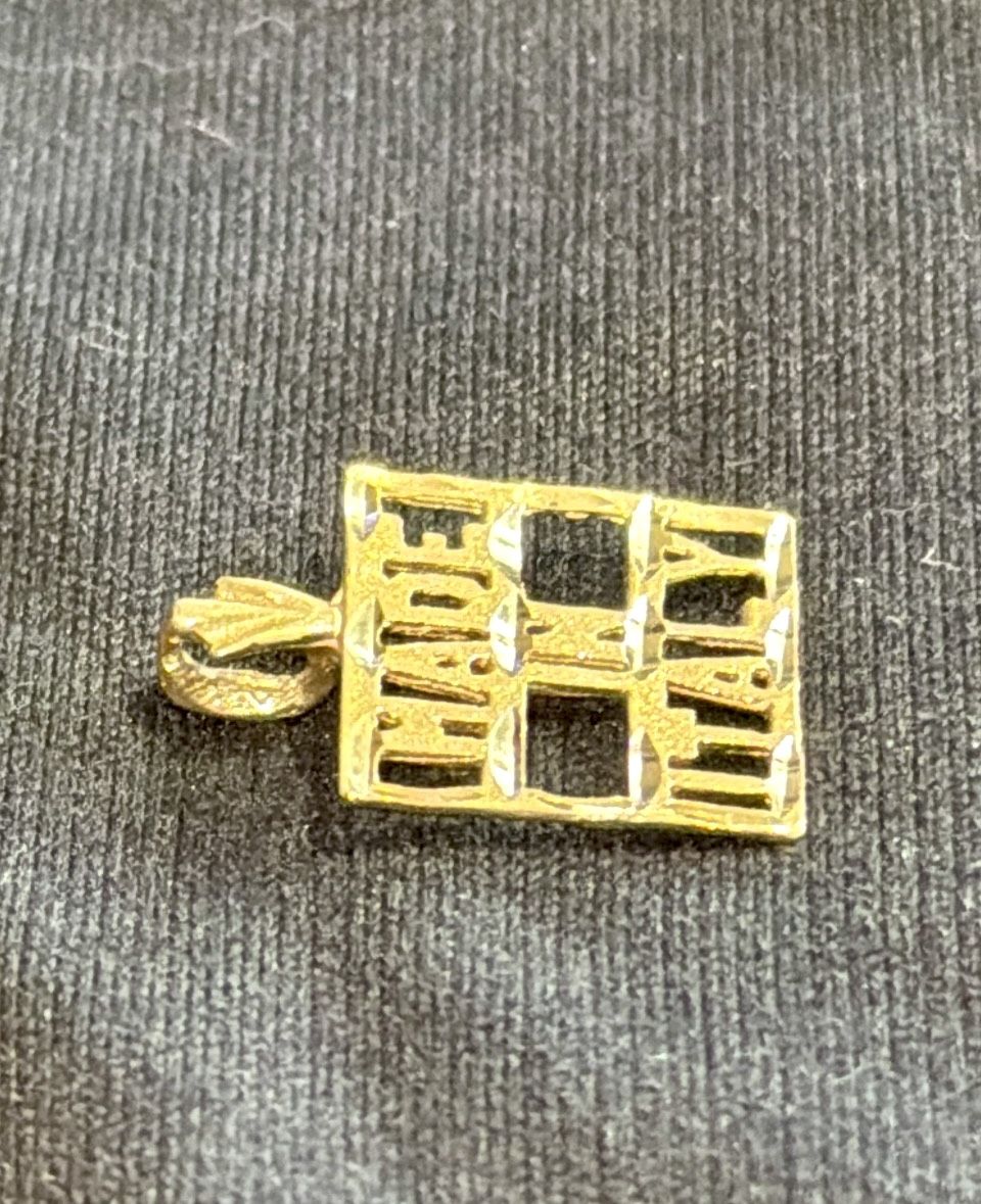 14K Yellow Gold Made in Italy Pendant - Diamond Cut - photo 3
