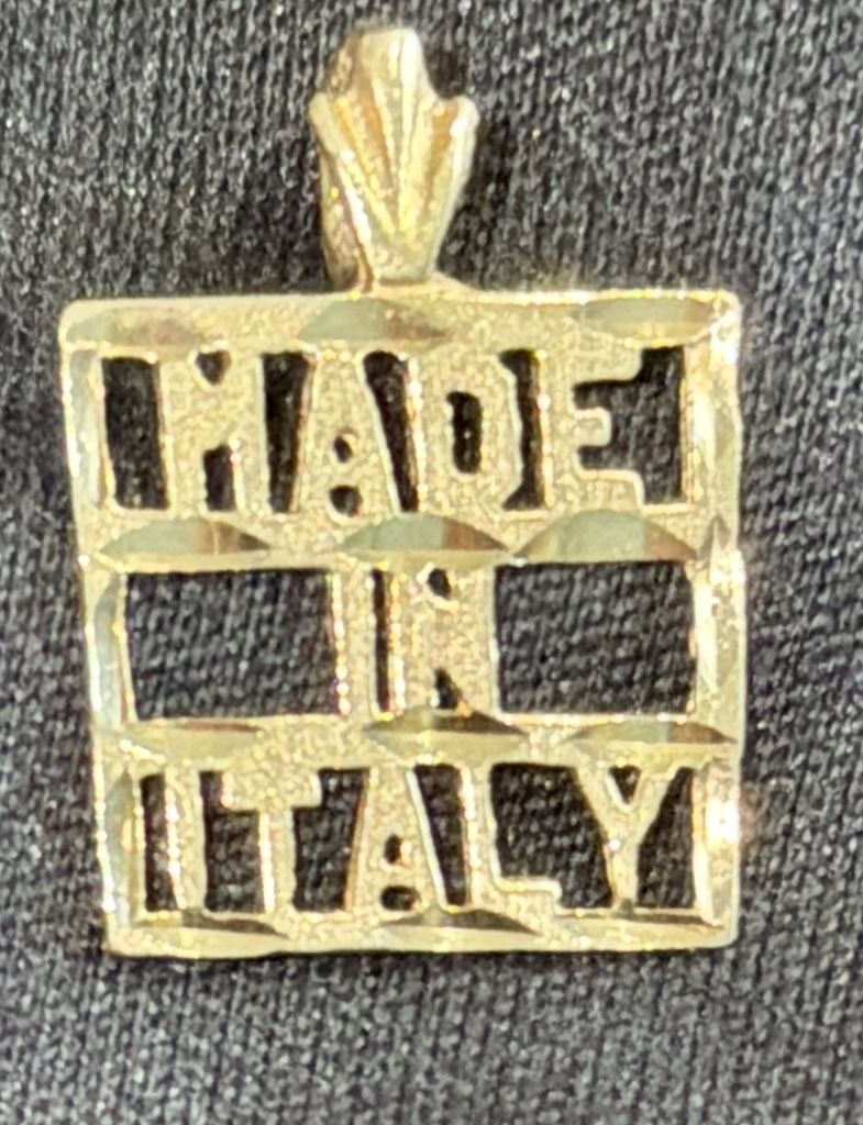 14K Yellow Gold Made in Italy Pendant - Diamond Cut - photo 4