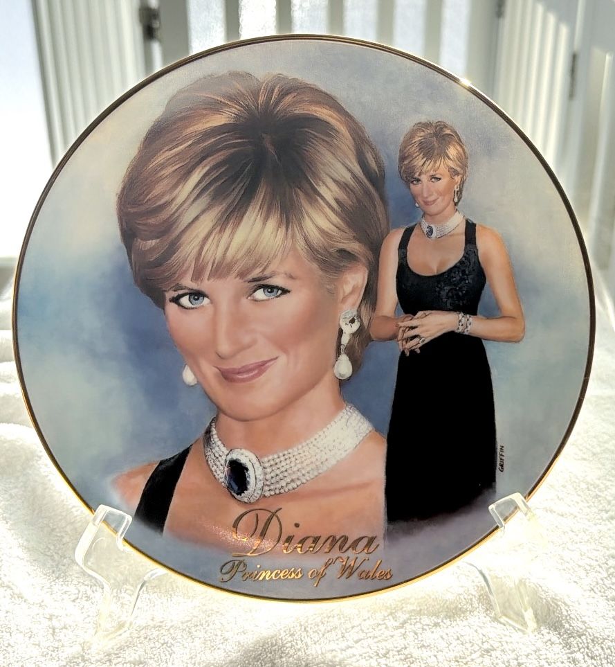 Princess Diana Collectors Plate - Woman of Style - 1998 - photo 4