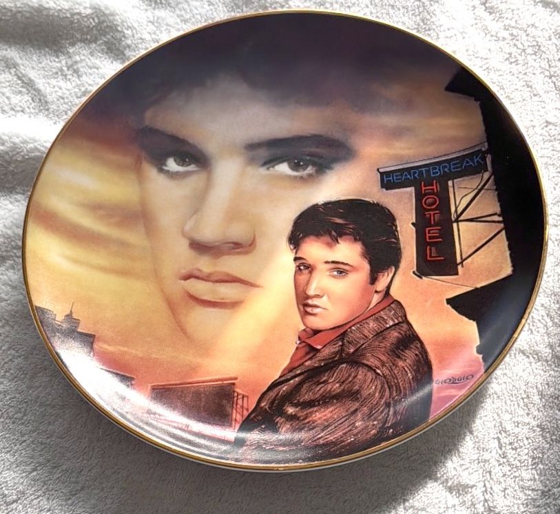 Elvis Presley Heartbreak Hotel Delphi Hit Parade Plate - photo 3