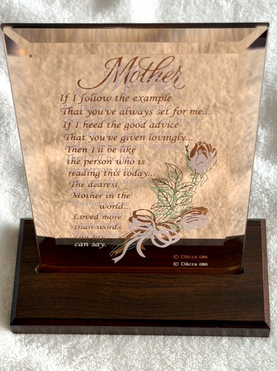 Mother's Poem Beveled Keepsake w/ Wooden Stand - photo 2
