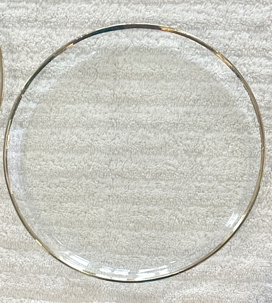 7” Clear Glass Plates Gold Rim Detailing. Set of 12- Vintage.