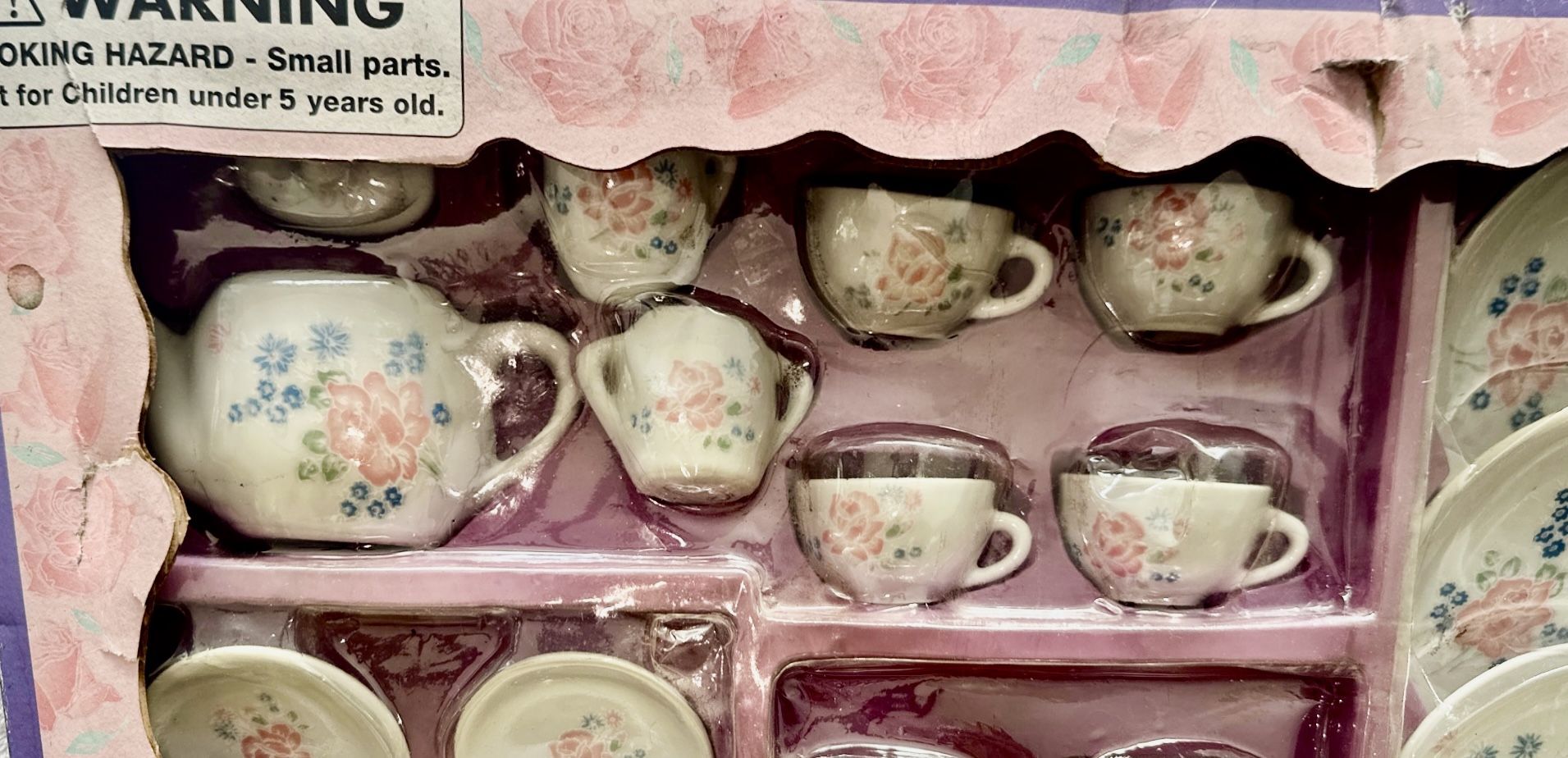 40 Pc Vintage China Play Set - Mega Toys - photo 2