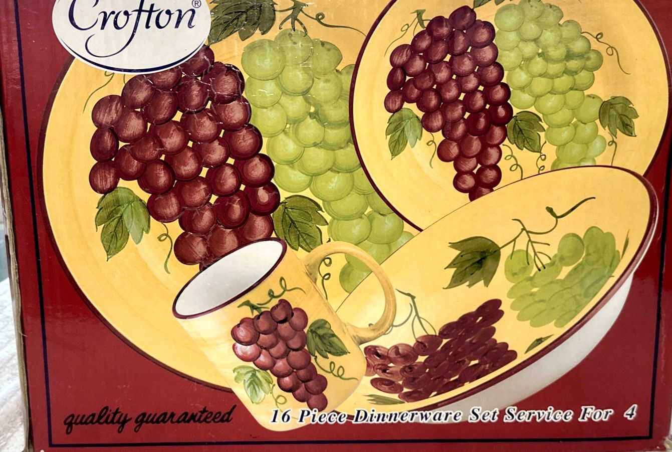 Crofton 16pc Dinnerware Set - Grapes - Service for 4 - New in Bo - photo 5