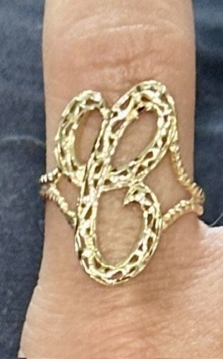 14K Solid Yellow Gold Initial Ring - Letter C