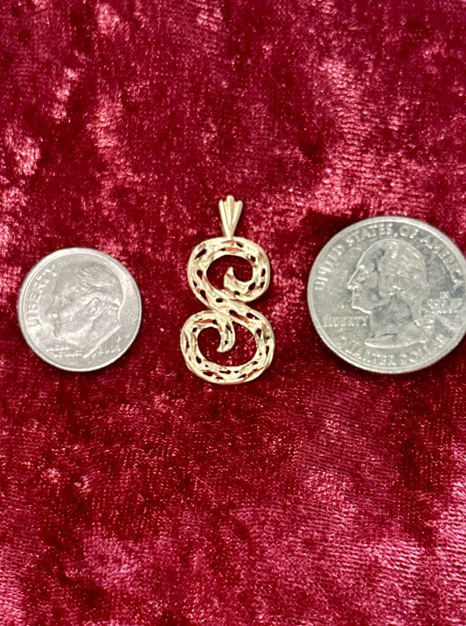 14K Solid Yellow Gold "S" Initial Pendant - Diamond Cut - New! - photo 5