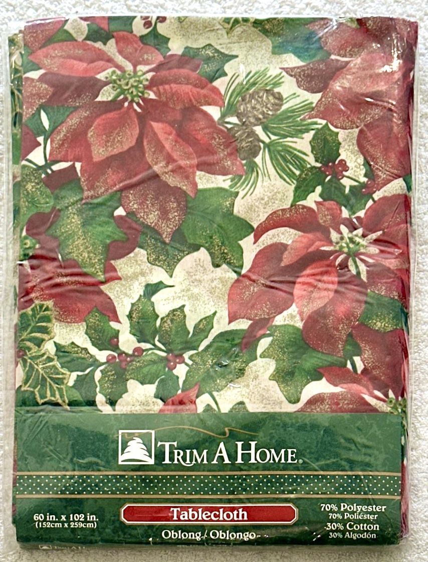 Trim A Home Christmas Tablecloth - Vintage Pattern