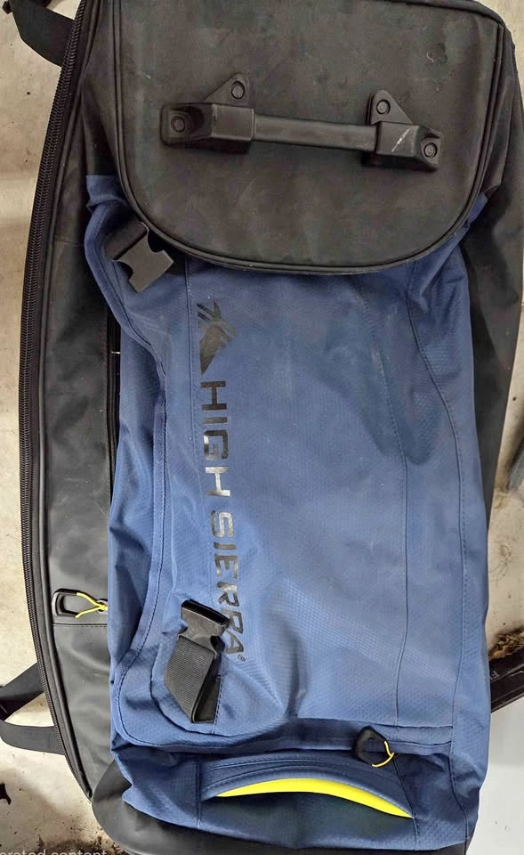 High Sierra Travel Bag