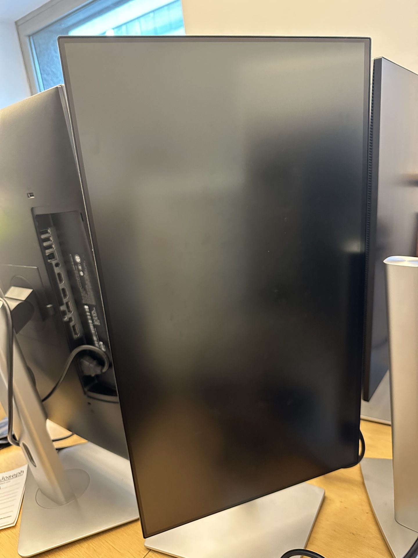 Dell U2422H 24” IPS Monitors – Excellent Condition - photo 2