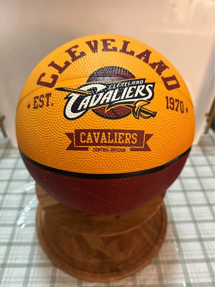 NBA Team Basketballs - Spurs, Warriors, Cavaliers Set - photo 3