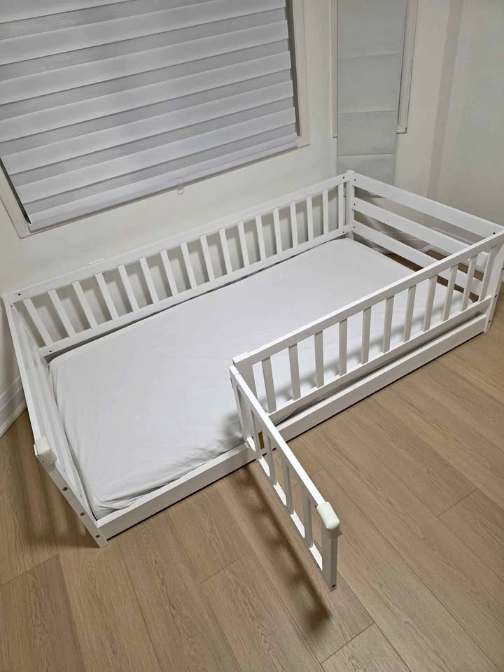 White Wooden Toddler Bed Frame - Montessori Floor Bed