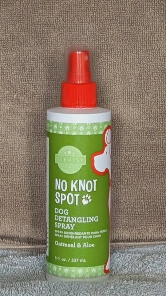 Scentsy Dog Detangling Spray New Oatmeal Aloe