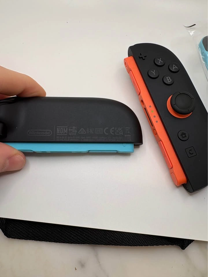 Nintendo Switch 2 Controllers - photo 4