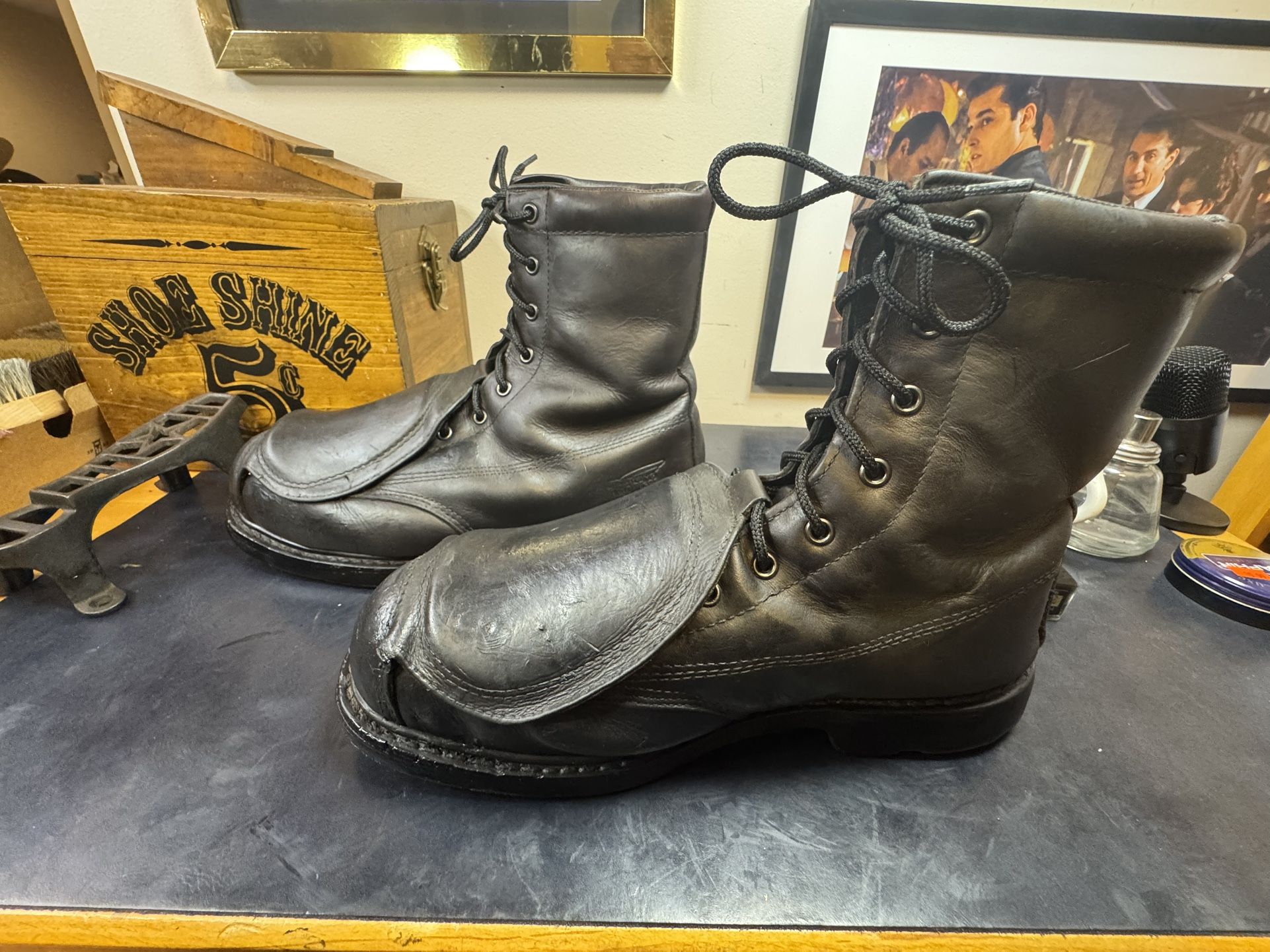 Red Wing 5889 Steel Toe Work Boots - Size 13 - Black Vibram