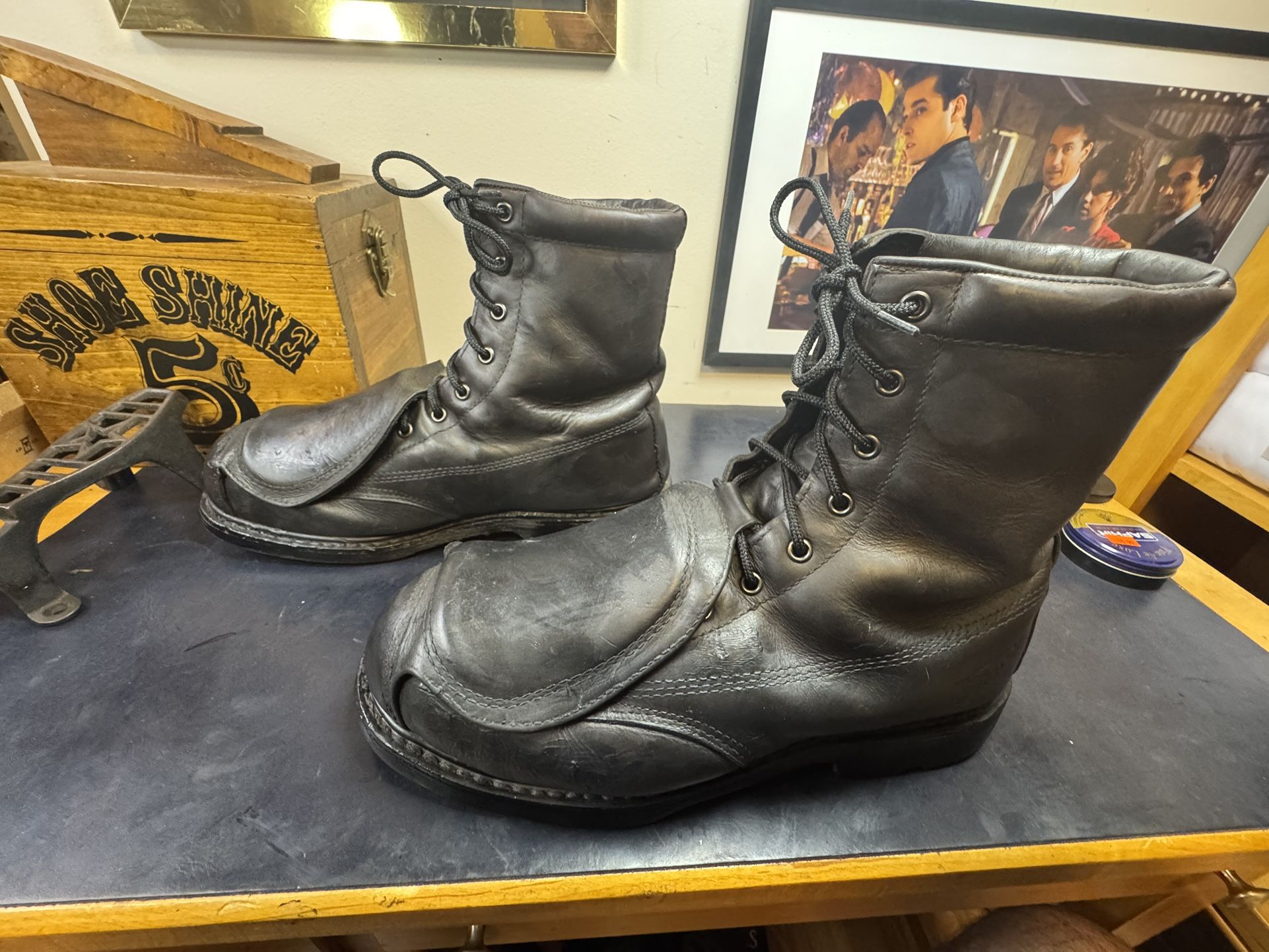 Red Wing 5889 Steel Toe Work Boots - Size 13 - Black Vibram - photo 2