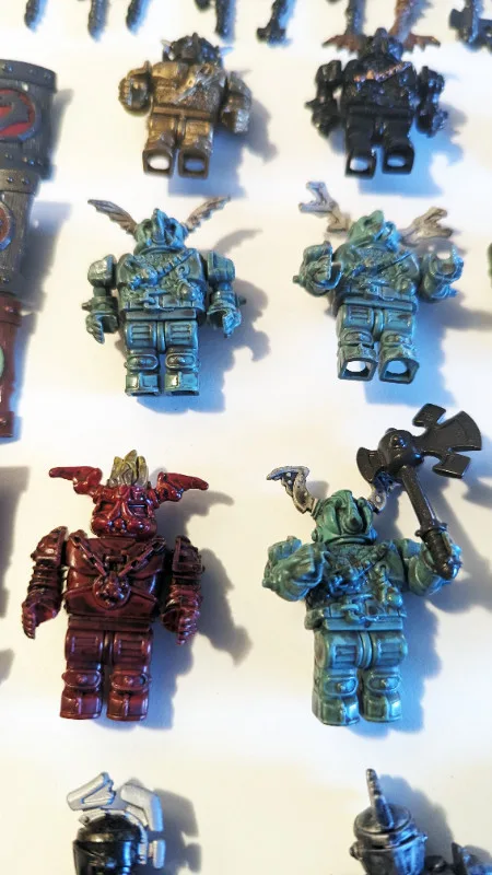 Mega Bloks Dragons Lot - Minifigures, Weapons & More image indicator(5)