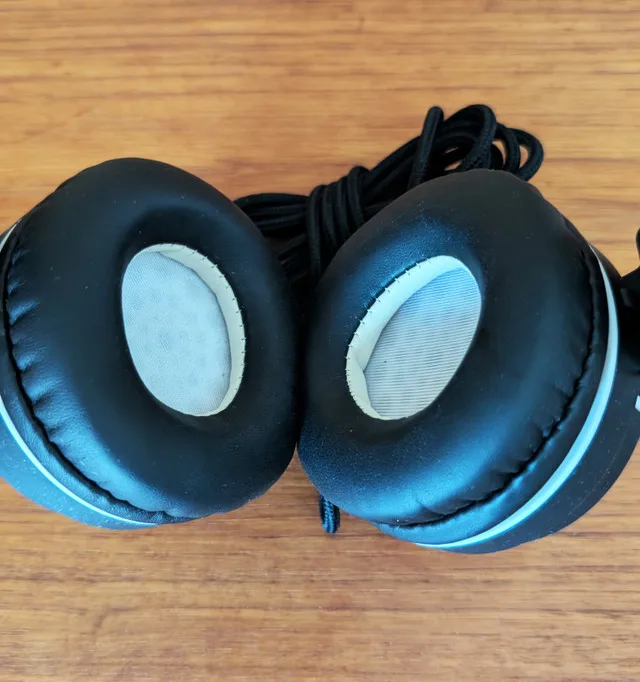 Rockpapa - 950 Foldable Headphones (Wired) Black image indicator(6)