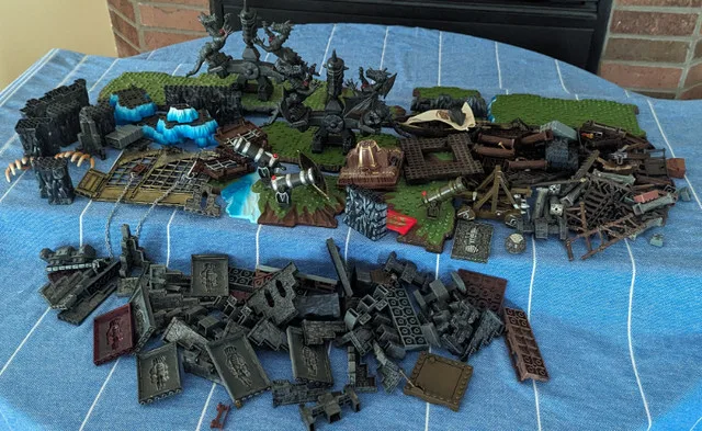 Mega Bloks Dragons Marauder's Cliff (Incomplete) image indicator(2)