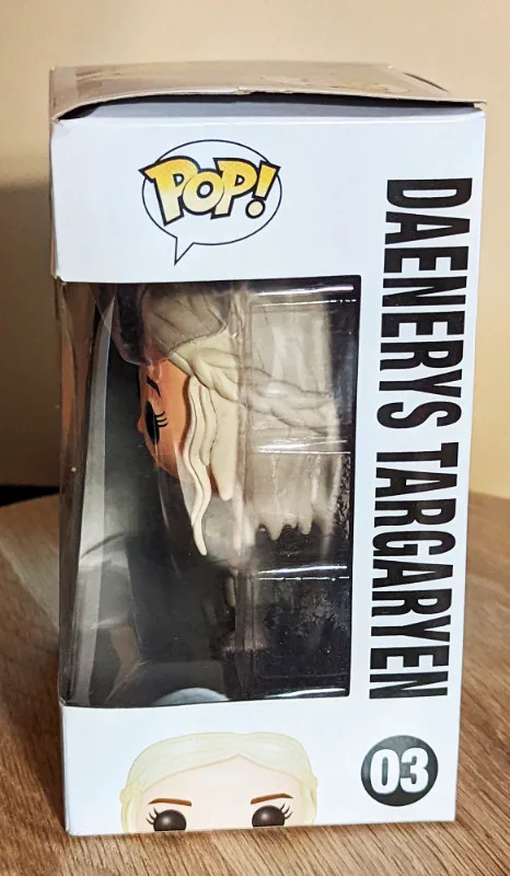 NEW - 2014 - Funko Pop! Daenerys Targaryen 03 image indicator(4)