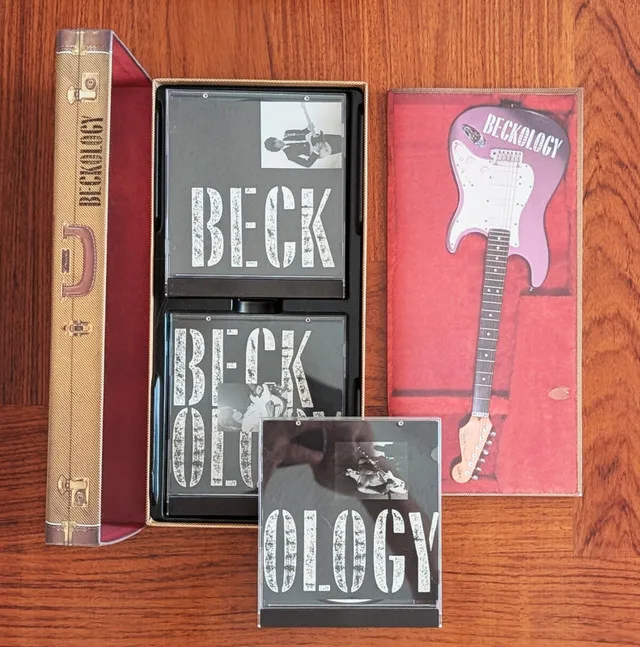 Jeff Beck "Beckology" Box Set - 3 CDs, 55 Songs, Book image indicator(2)