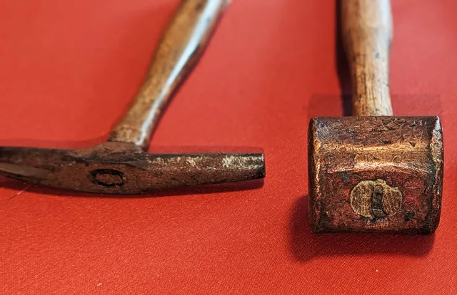 2 Vintage Hammers - Upholstery and Brass Dead-blow image indicator(3)