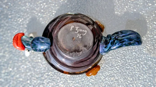 Hand Blown Ontario Craft Glass Snail image indicator(3)