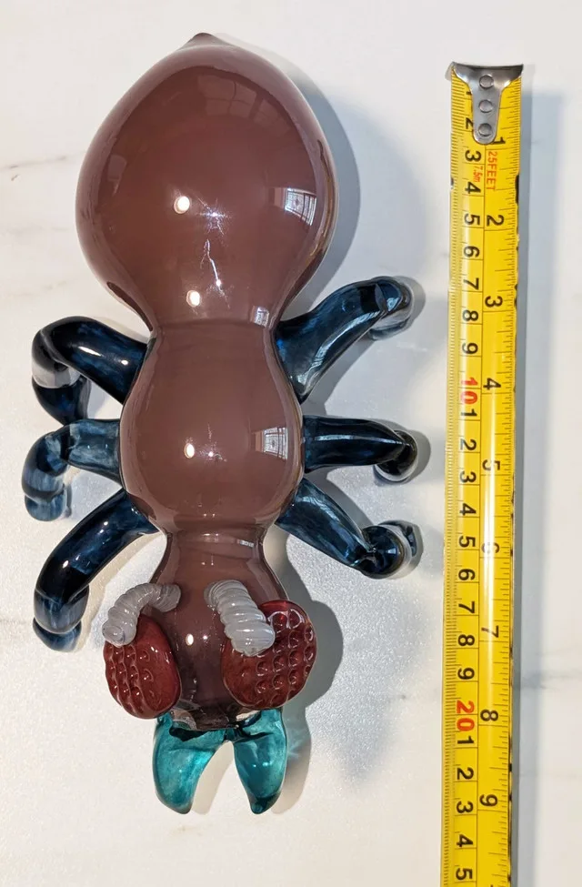 Hand Blown Ontario Craft Glass Ant by Paulus Tjiang image indicator(6)