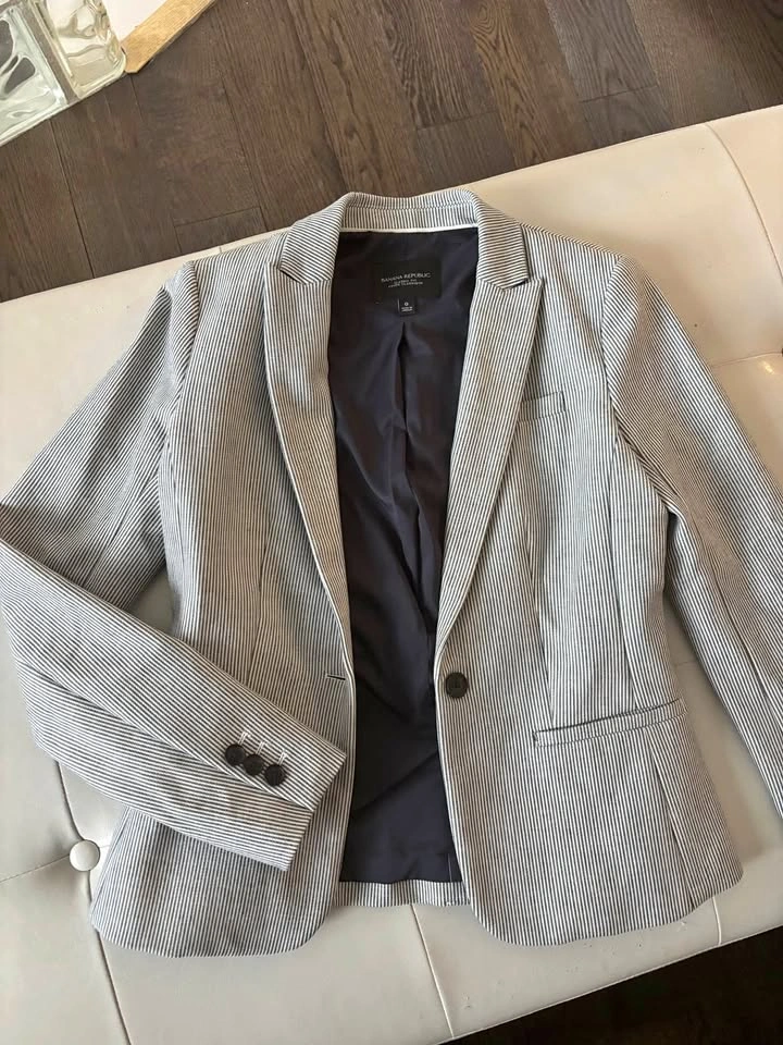 Banana Republic Blazer