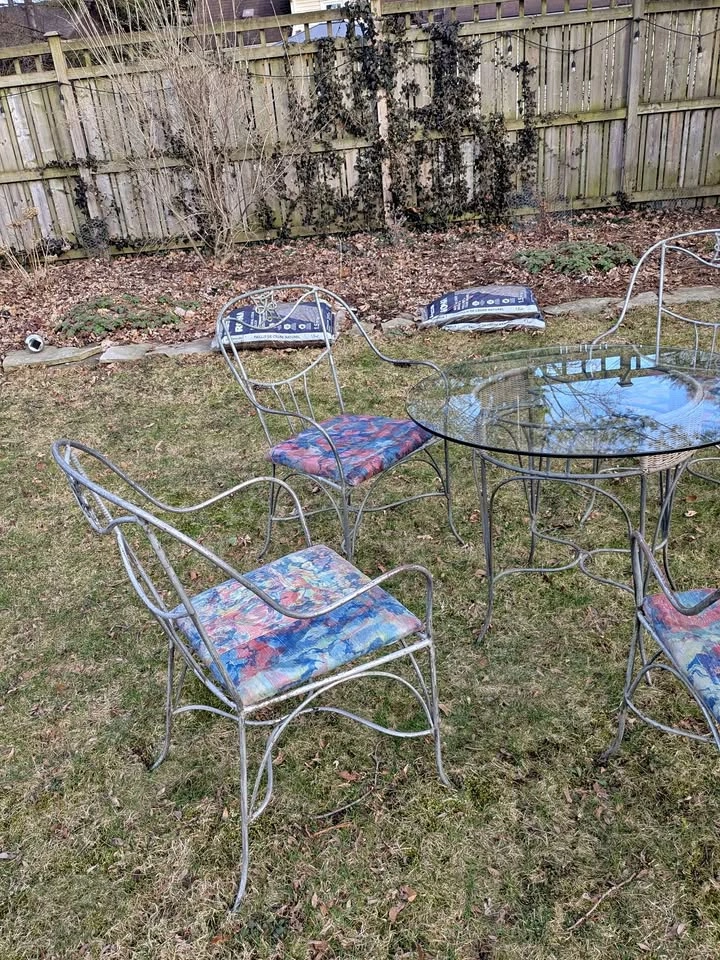 Patio Furniture Set: 4 Metal Chairs & Glass Top Table