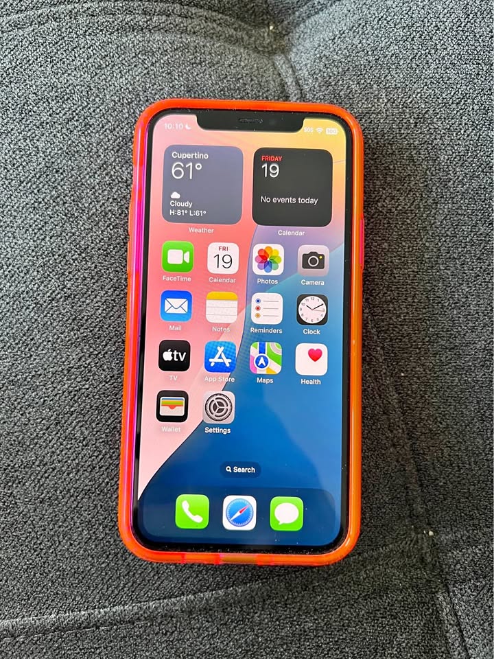 Clean, unlocked 64GB iPhone 11 Pro + Case
