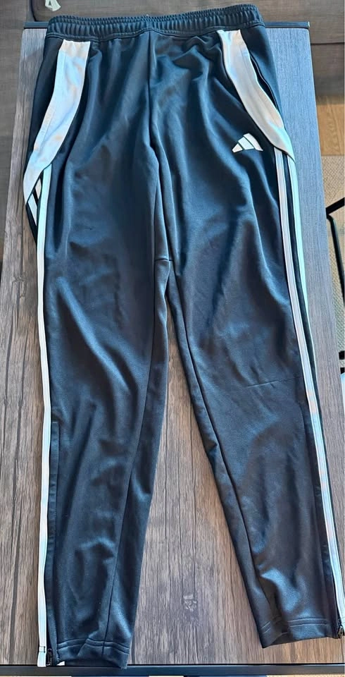 Men’s Pants Bundle - Size M