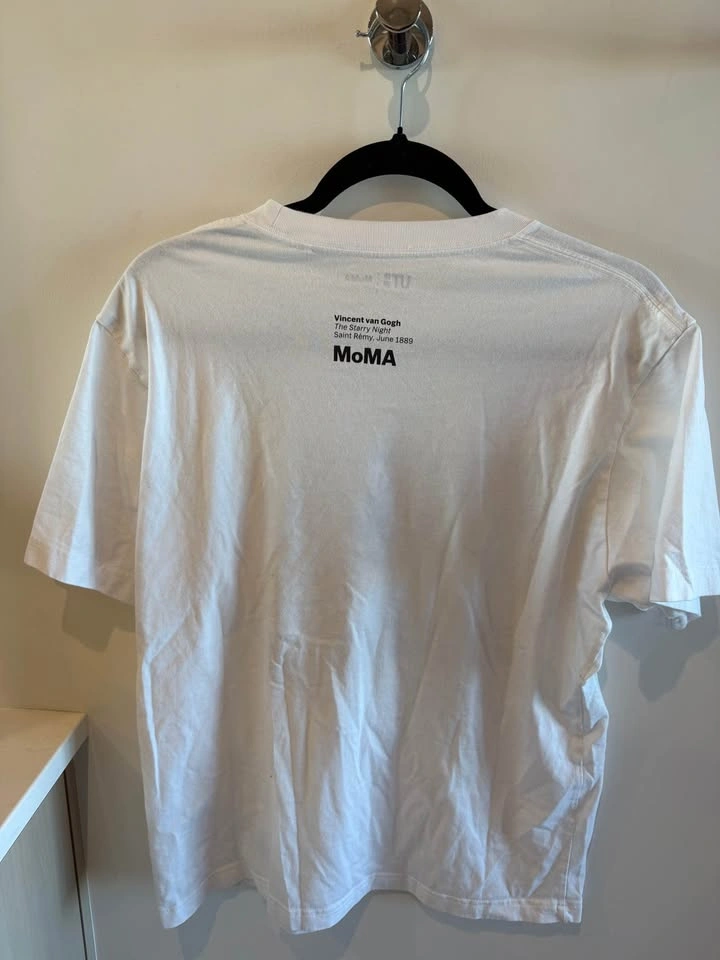 Graphic T-Shirts Bundle - Size M - photo 4