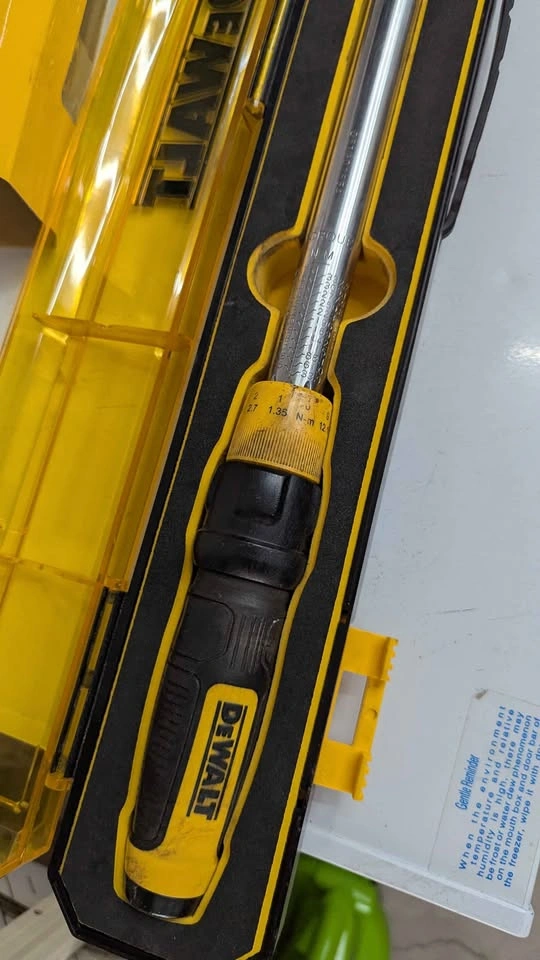 DeWalt Torque Wrench - Broken - photo 2