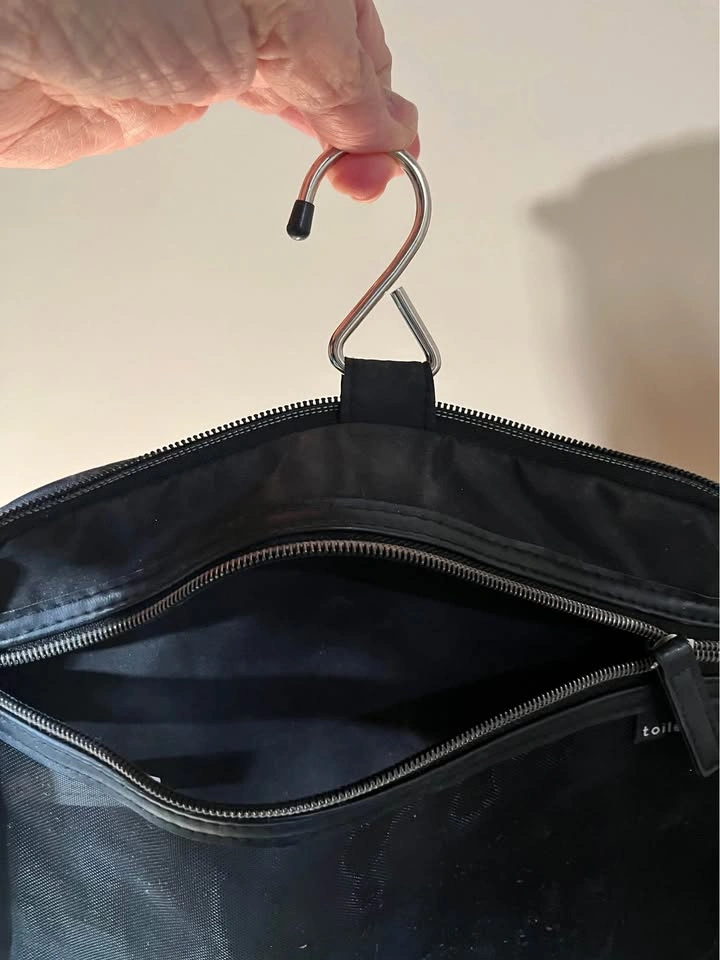 Sephora Black Quilted Toiletry Bag - photo 4