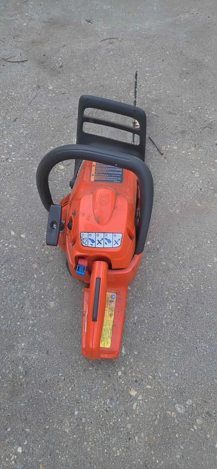 Husqvarna 235 X-Torq Chainsaw - photo 2