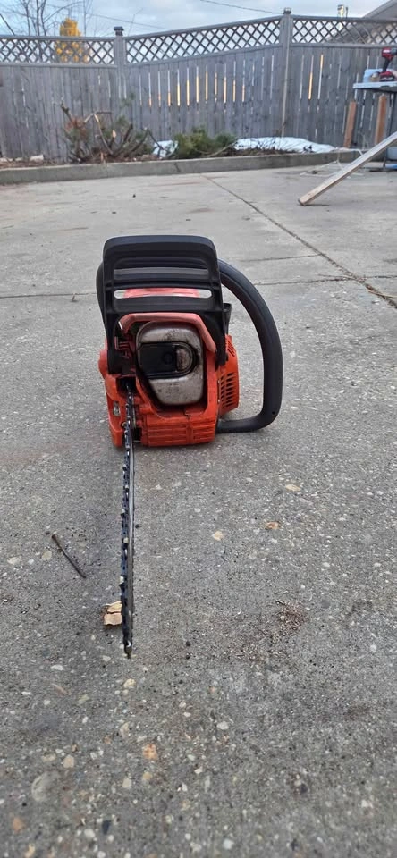 Husqvarna 235 X-Torq Chainsaw - photo 4