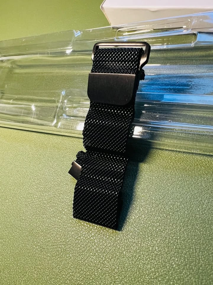 YG Black 20mm Milanese Magnetic Watch Band for Samsung - photo 4