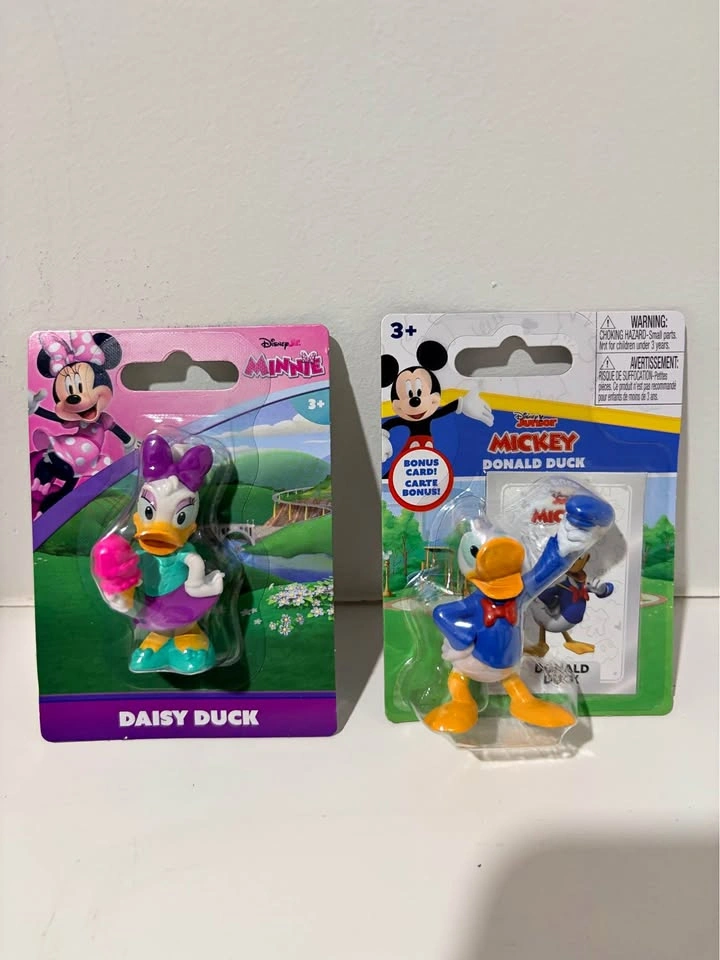 Disney Junior Daisy Duck and Donald Duck