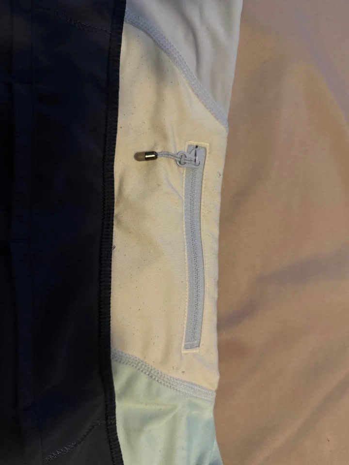 Lululemon Speed Up Shorts - Dark Blue (Size 8) - photo 4