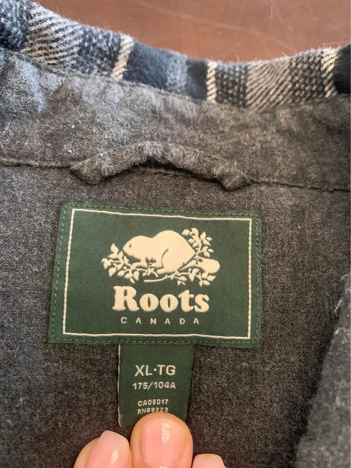 Roots Canada Flannel Button Up XL - photo 2