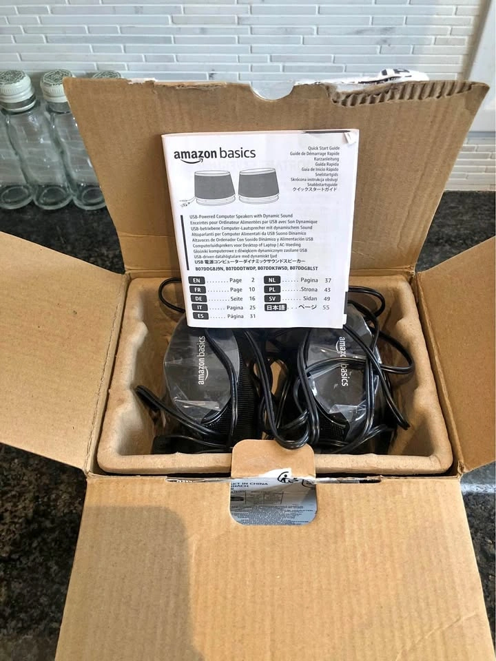Amazon Basics USB Speakers