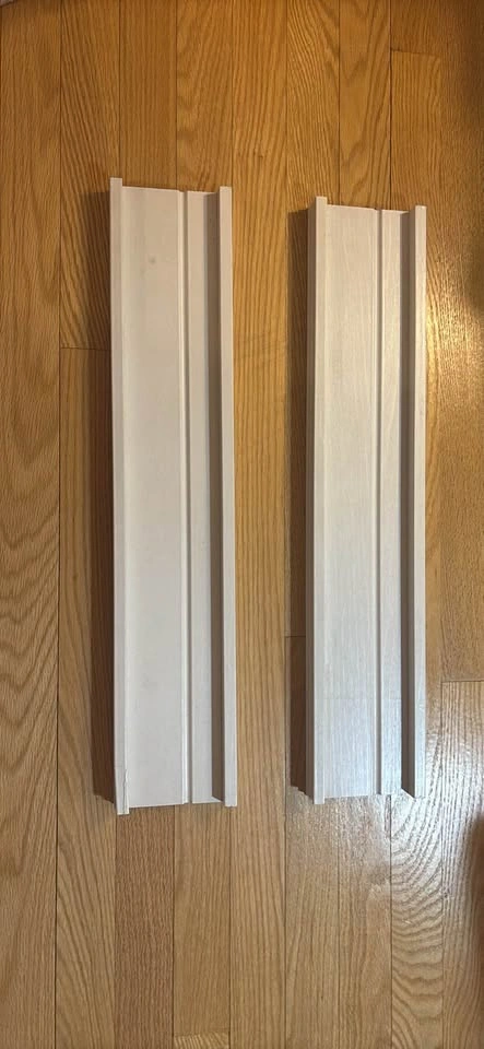 White wooden shelves (pair) - photo 2