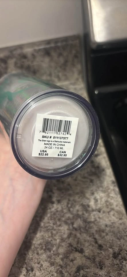 Never Used 2022 Christmas Starbucks Cup - photo 3