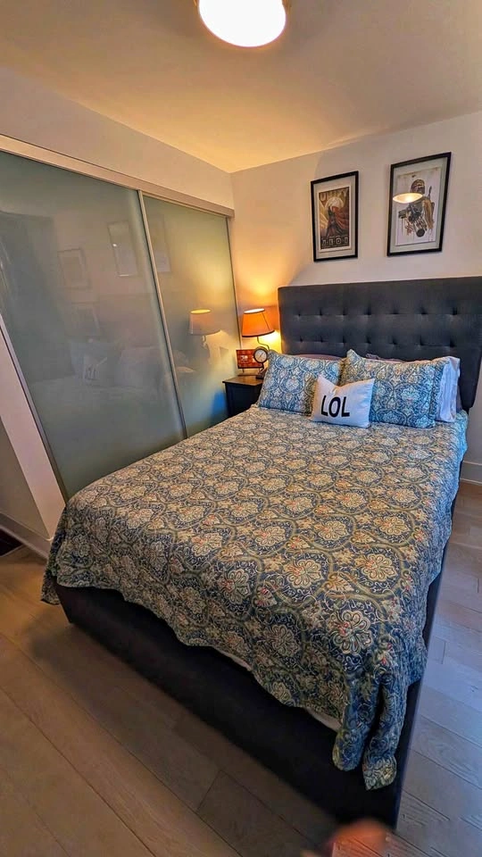 [MOVING SALE] Beautyrest Black Queen Mattress + Storage Bed