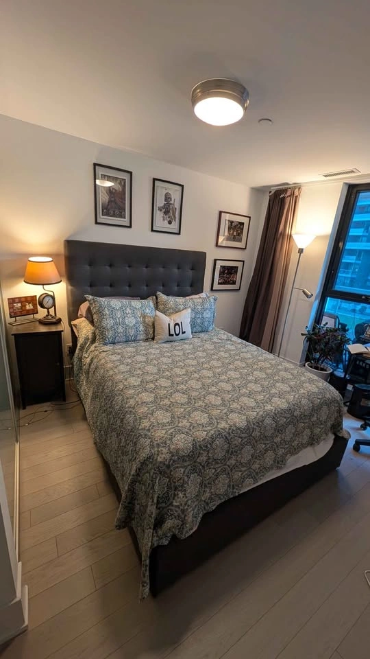 [MOVING SALE] Beautyrest Black Queen Mattress + Storage Bed - photo 2