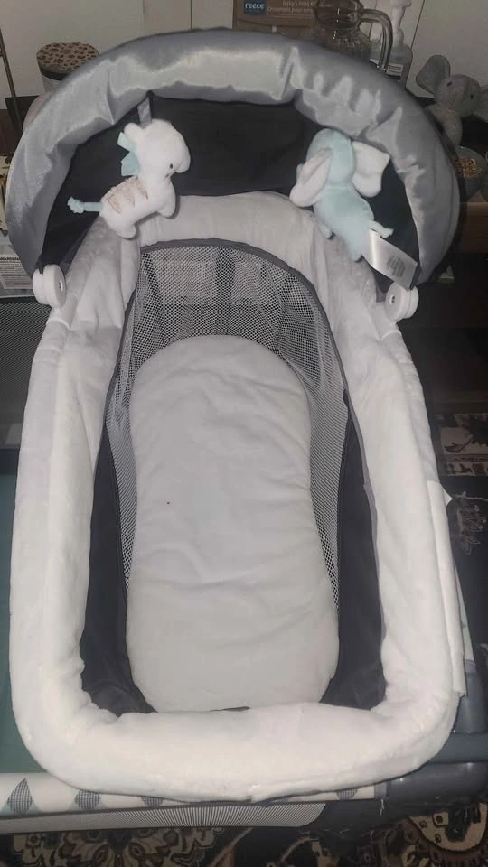 Ingenuity Kids 2 Pack and Play with Bassinet & Changer - photo 4